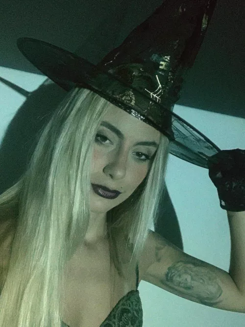 21F Double, Double, Toil and Trouble Who's Ready to Play?