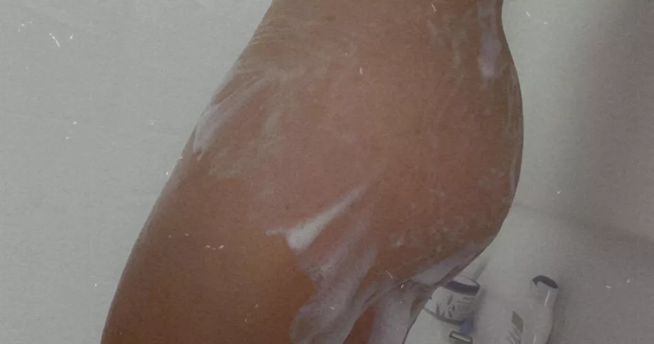 22 looking for fwbs ;)