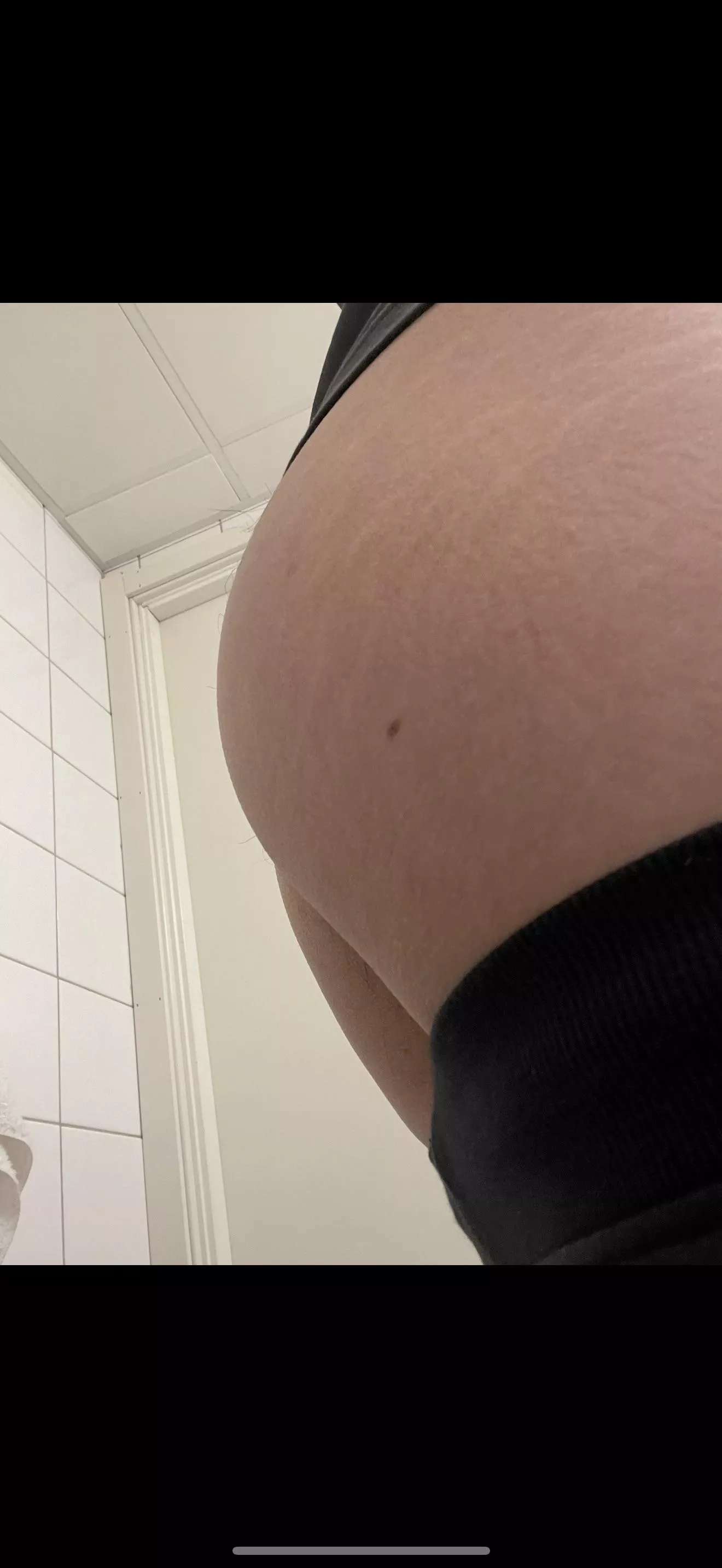 25M Asian looking for a ride tonight 