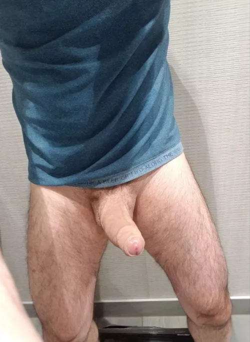 44 (M4M) Any straight or curious athletic guys want to get trained by a hung coach over the phone?