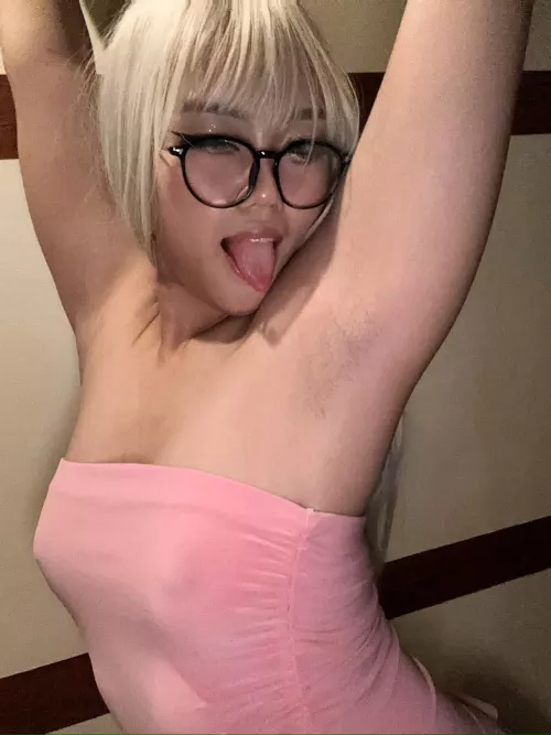  A shy heart with a curious spirit