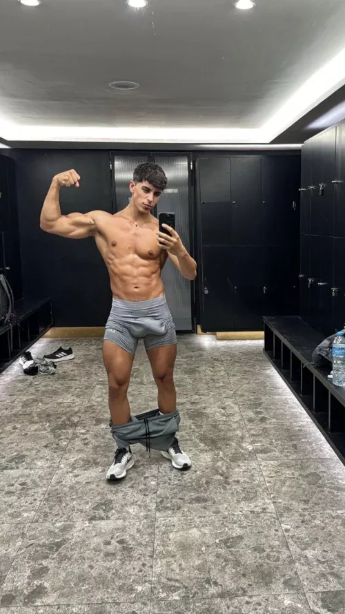 Addicted to the gym but you are addicted to me 