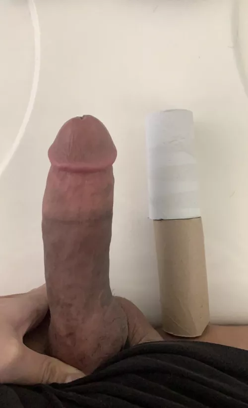 Anyone down to compare cocks?