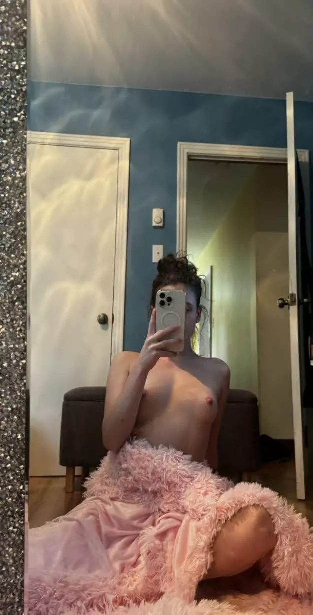 Can't wait for you to get how, to know how spooky I am tonight ;)