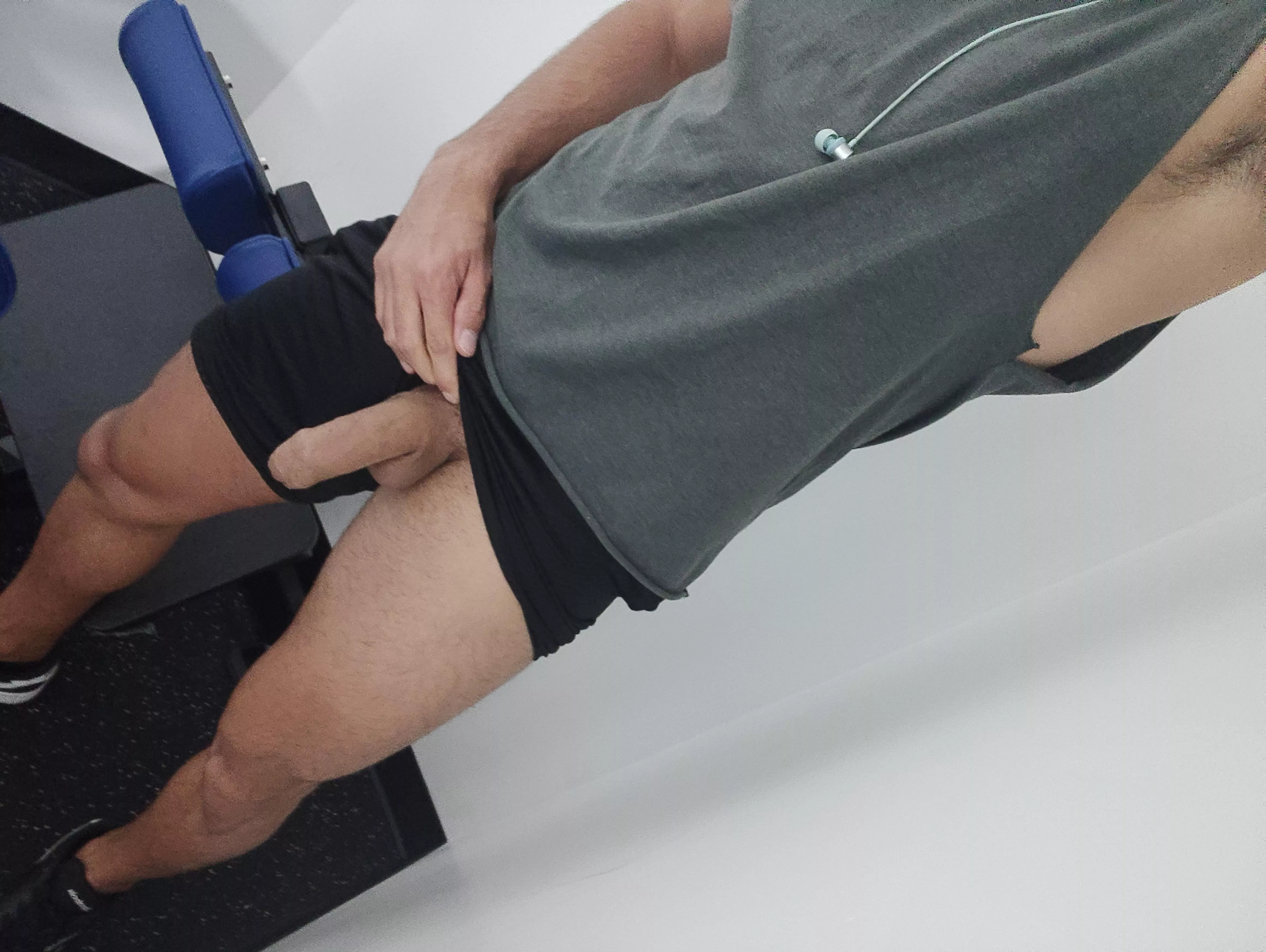 Come to the gym (28)