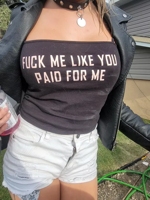 Couple looking for an additional open minded women! Maybe with some daddy issues? 🤣😏