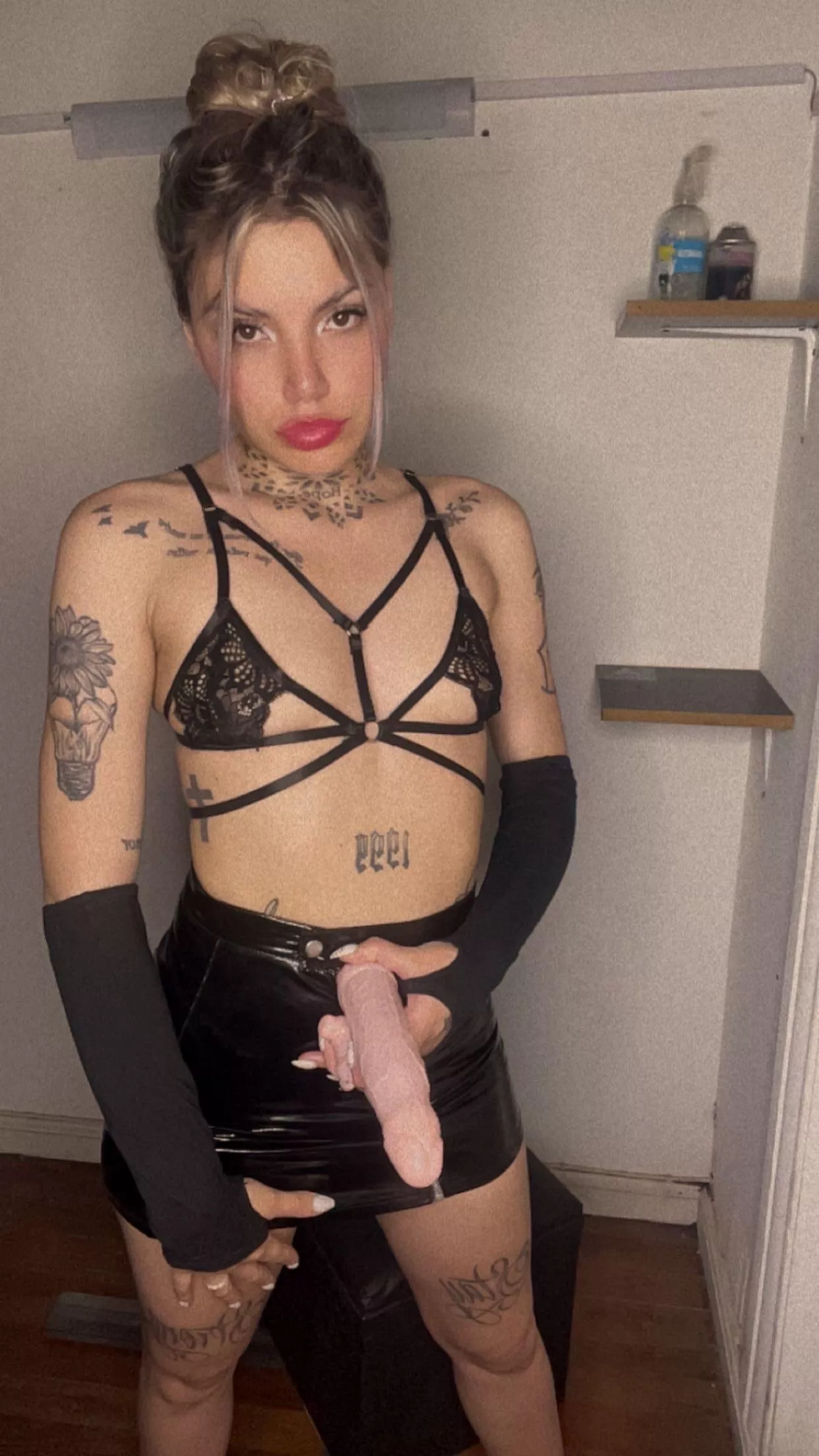 I want to train you to make you MOAN my name, you will be the favorite obedient whore you have always wanted to be, put yourself at my DISPOSAL!