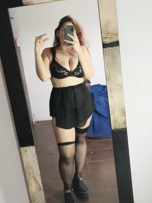 I will humiliate you if you are less than 5' inches 