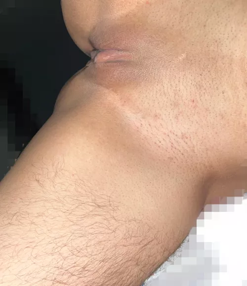 I'm looking for two bisexual men who want to meet up tonight, with a ftm guy, we can watch TV while we smoke a little cannabis and relax and see what happens... 