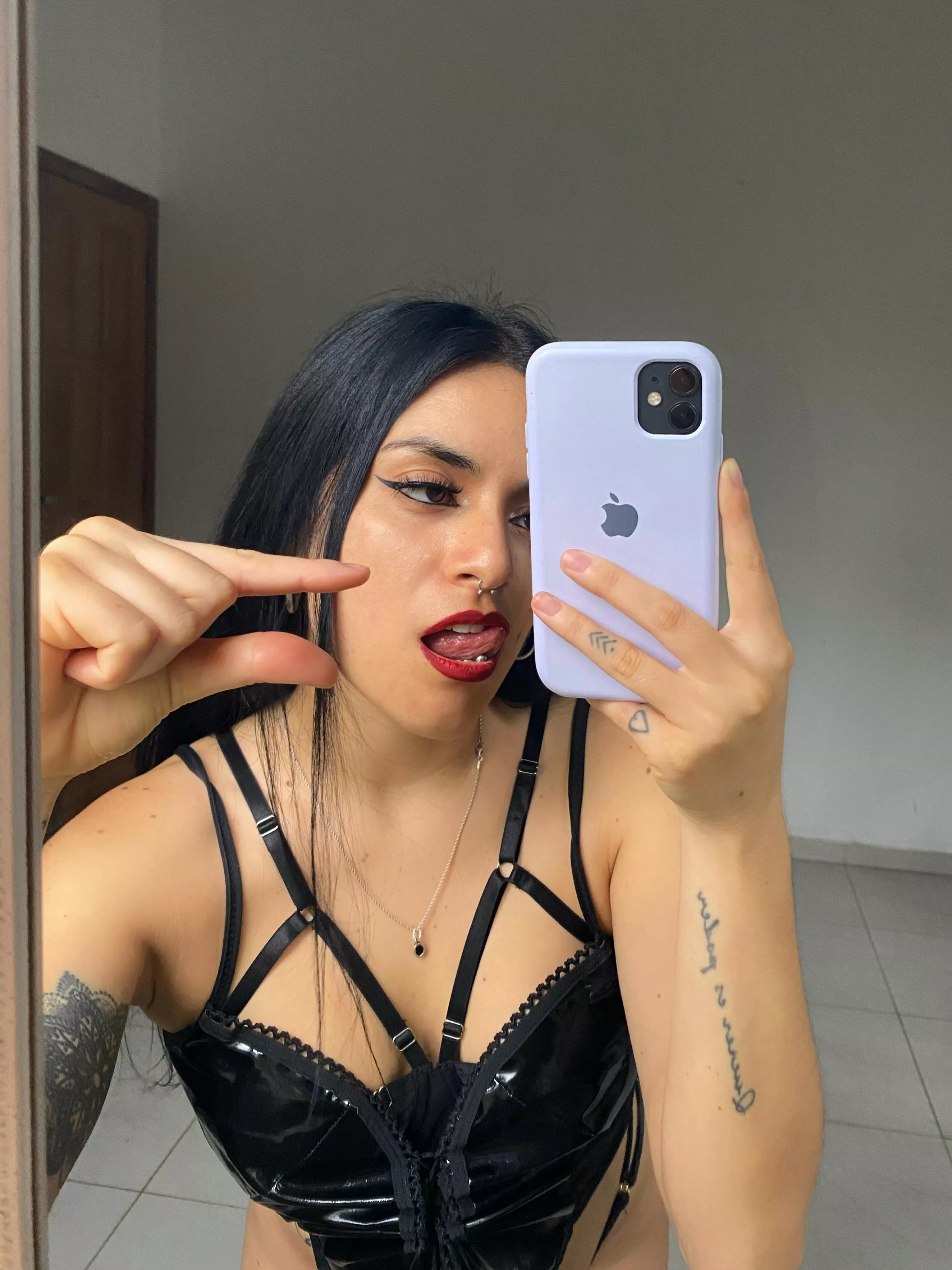 Just look at me, I’m hungry and want to break something this size 