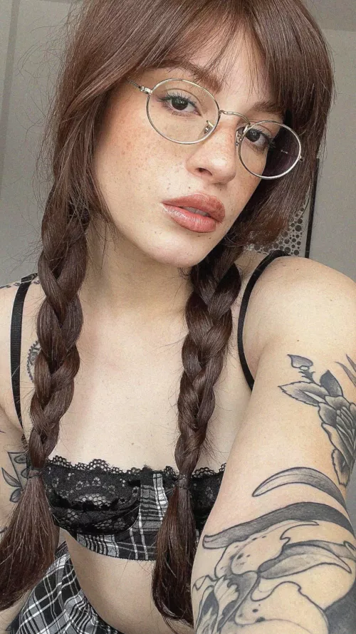 [Lea] [32B] they might be small but they look good wit my Halloween costume