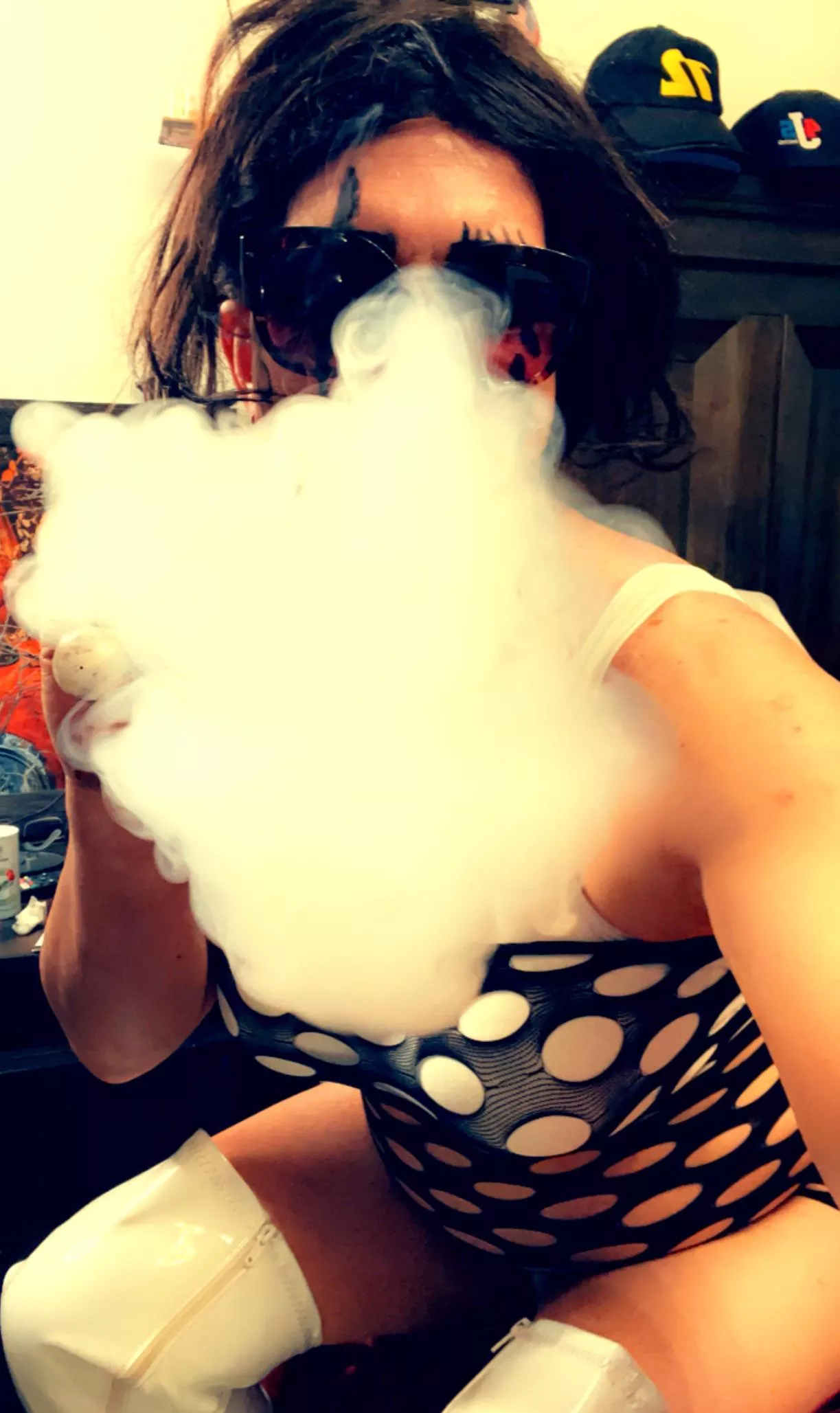 Let’s blow clouds and get super kinky!!!