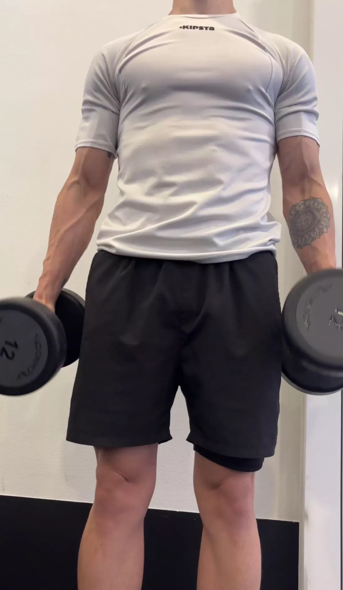 Loading the guns😁