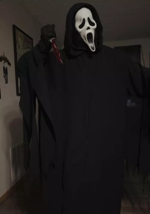 M4F M4MF Bozeman. Halloween fun? 