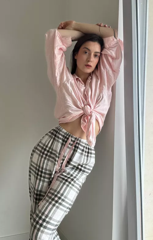 My boobs are not visible under this blouse, but they are there :)