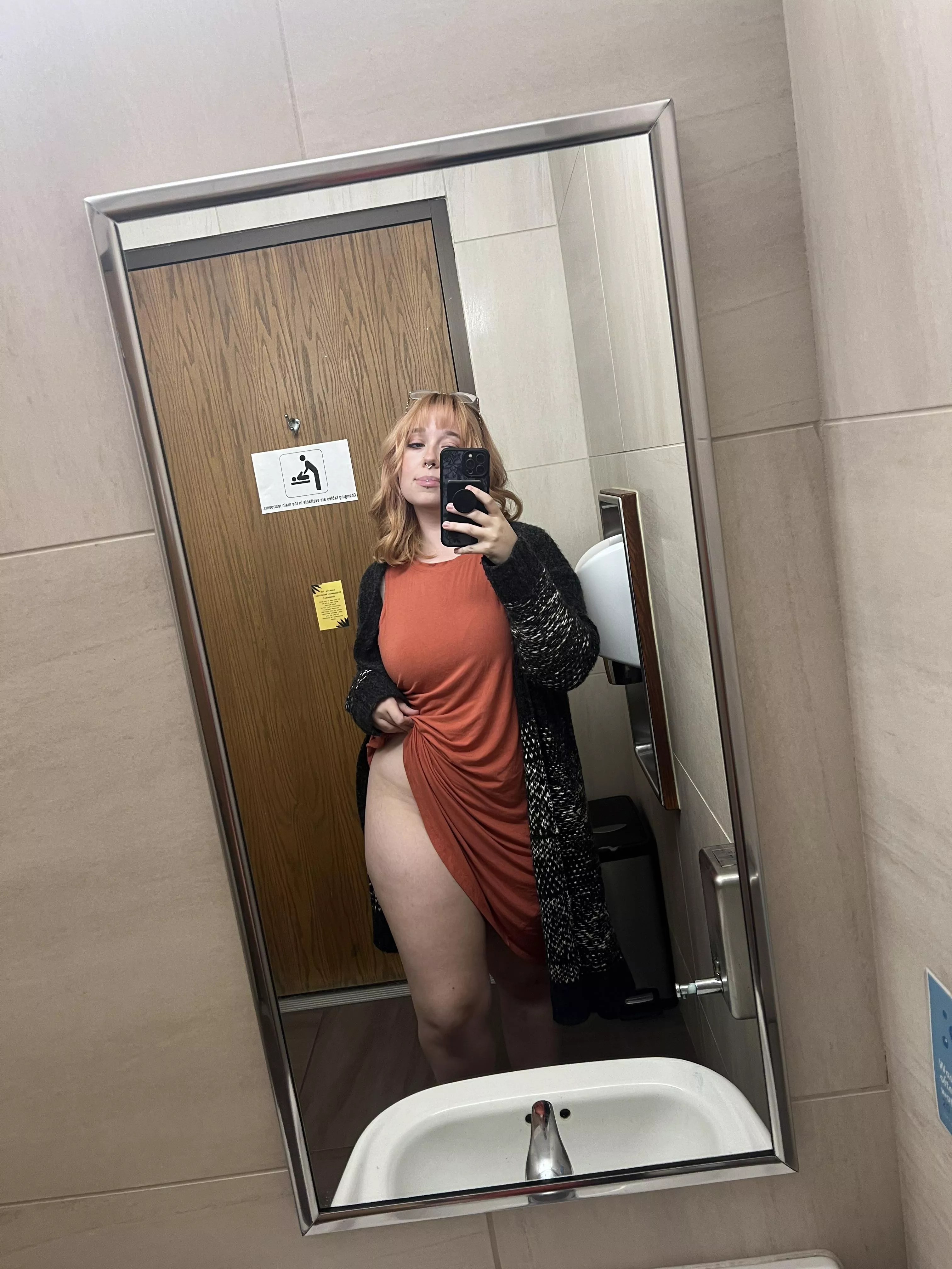 No panties today 🫣