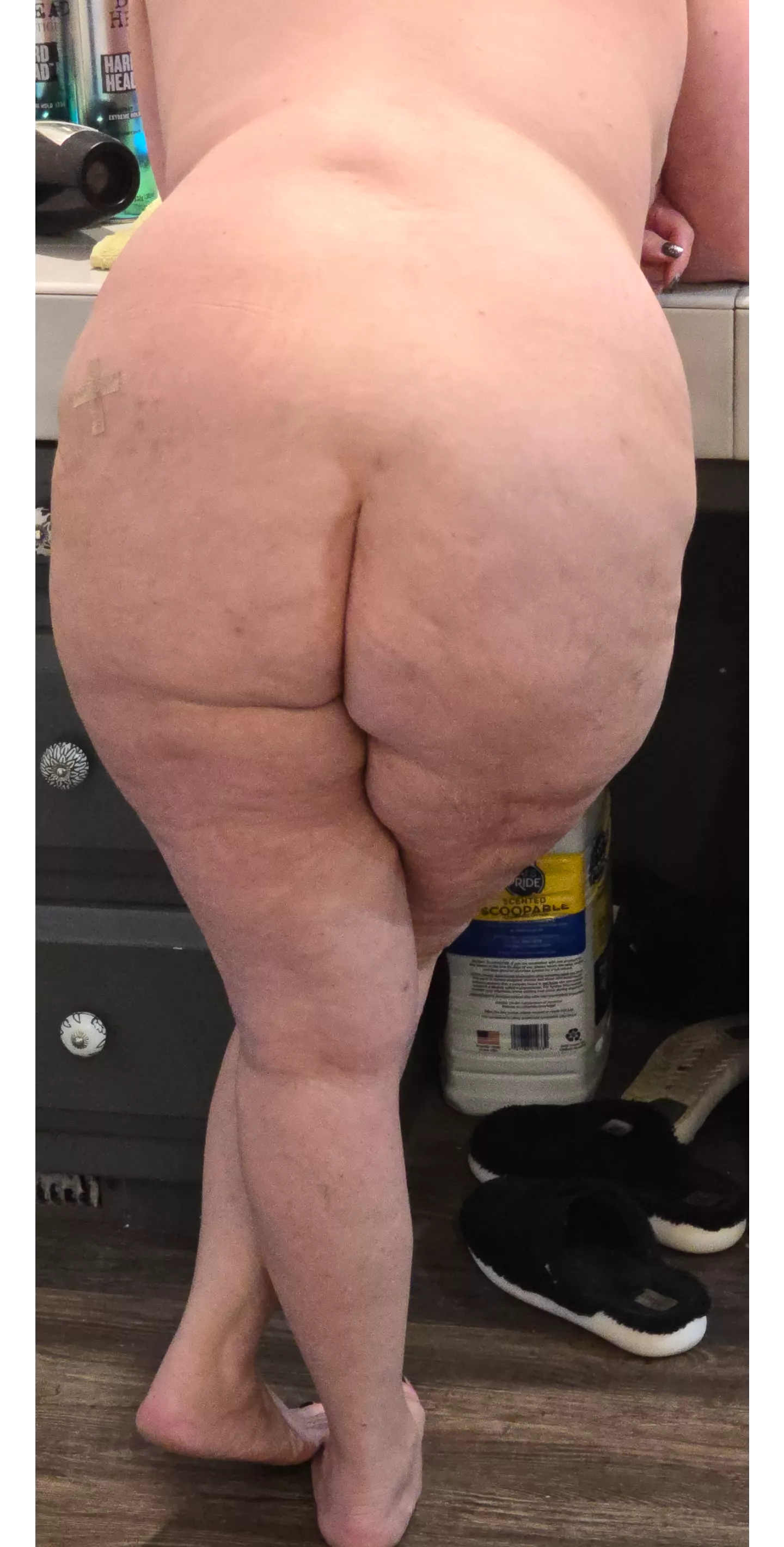 Spank me please ♥️♥️