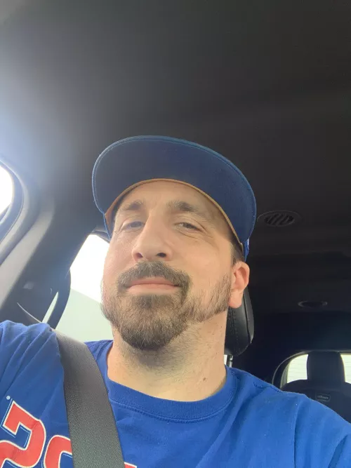 Who’s masturbates in their car?? Lmk 40m Bwc