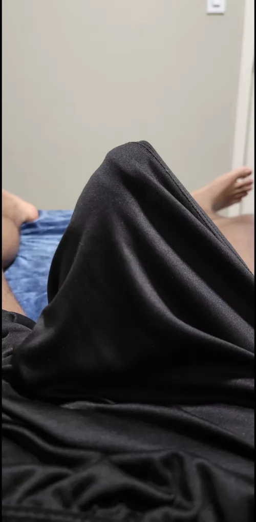 22 [M4F] #Oakland - Woke up and couldn’t snooze this alarm clock all day...⏰️😈 Who's up to help?