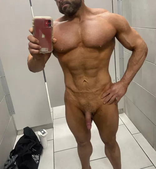 (39)Throwback Thursday day after my last bodybuilding competition!