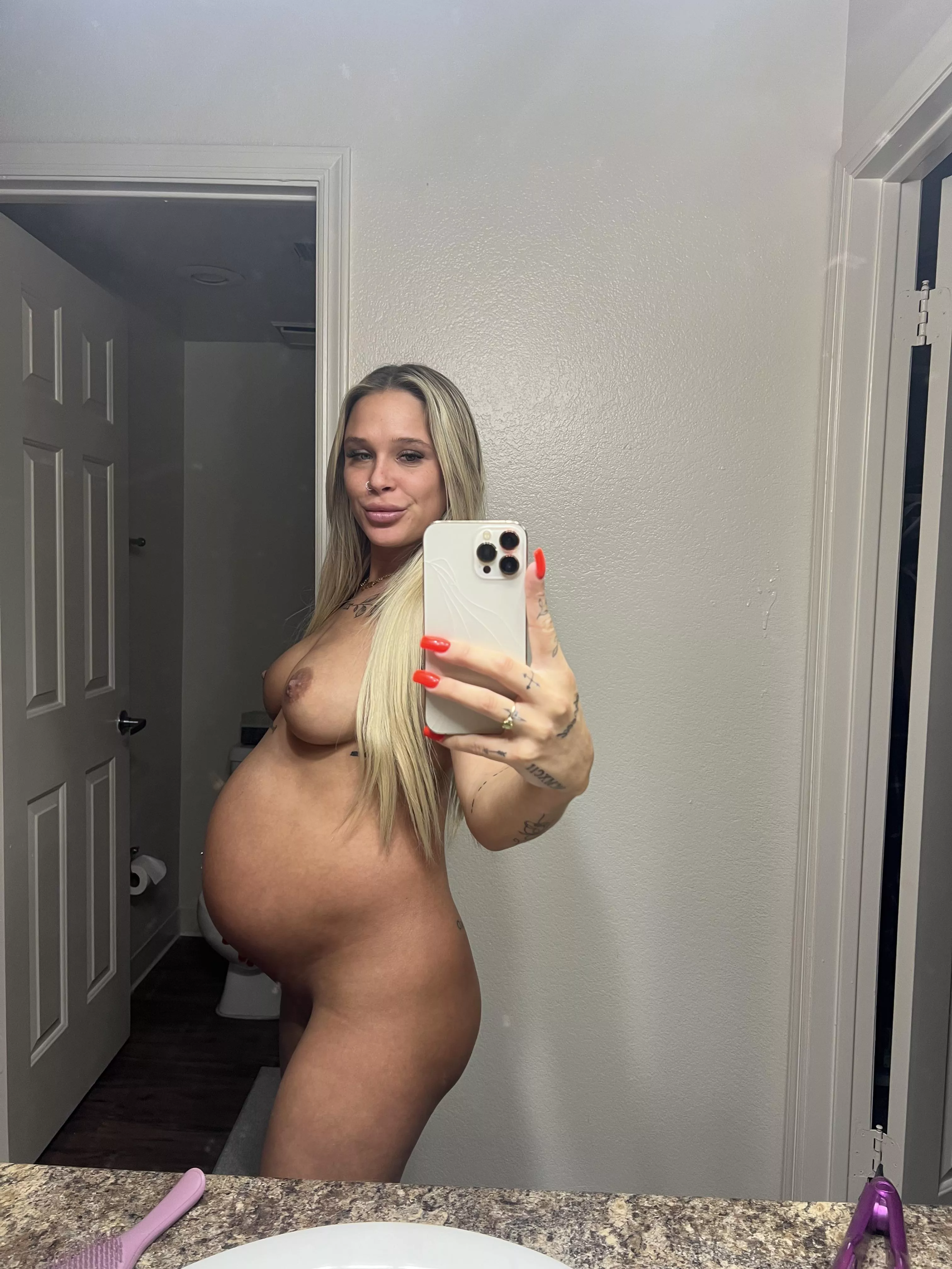 3rd trimester has me so horny all the time