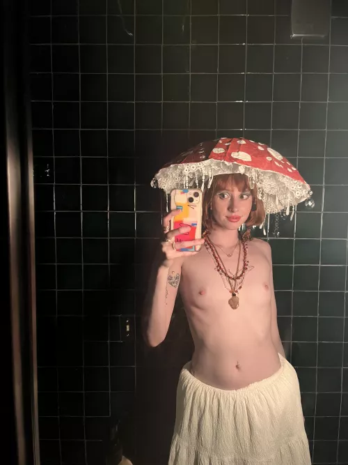 Big mushroom head, tiny titties 