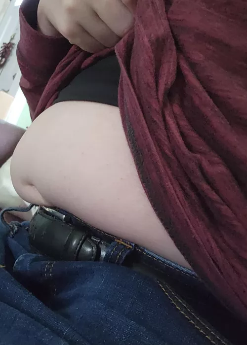 Damn im really outgrowing everything these days 😵‍💫