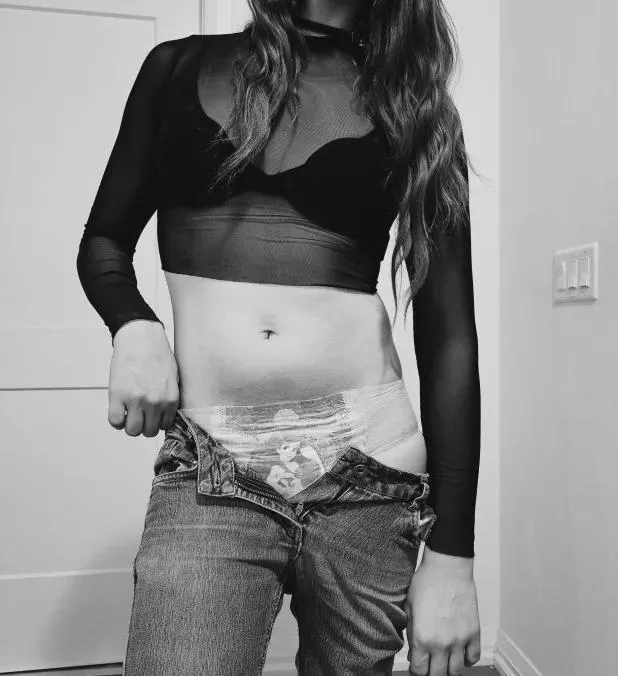 Got to wear my Ariel Pull-ups today, figured I would go a little artistic to match my autistic 😘