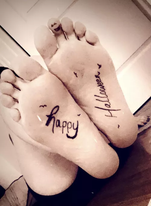 🎃. Happy Halloween Babes. 🎃