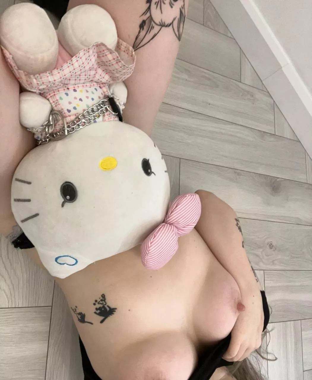 I still have toys even though I'm 18 (but they are slightly different ;)) [F]