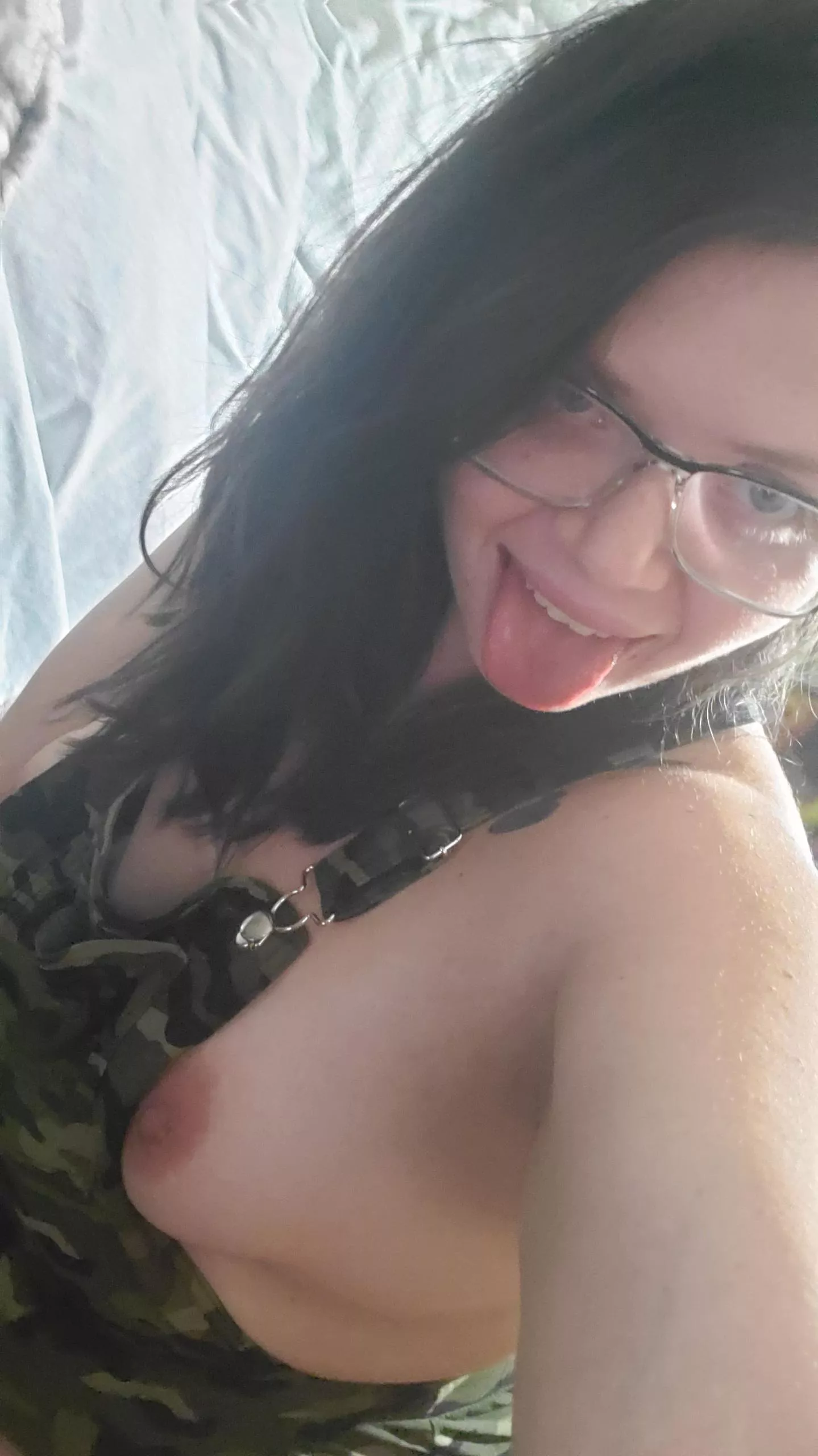 Just love to share my sexy wife she doesn't think she's sexy at 27