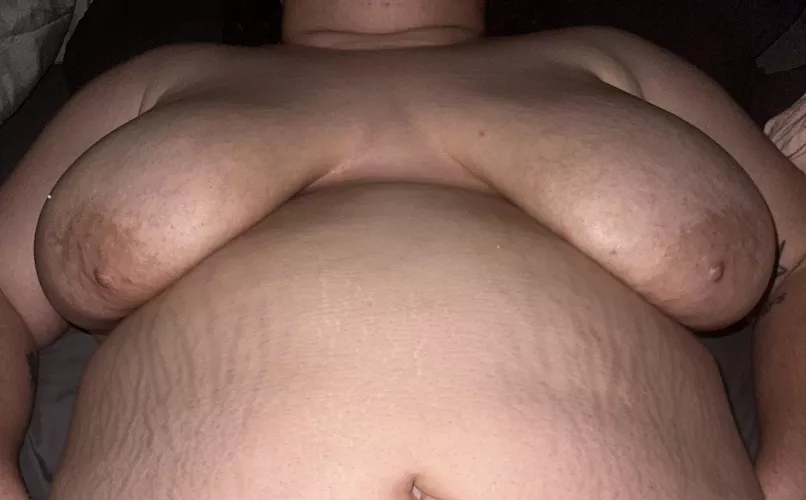 My tiddies like to slip to the side 🤭😜