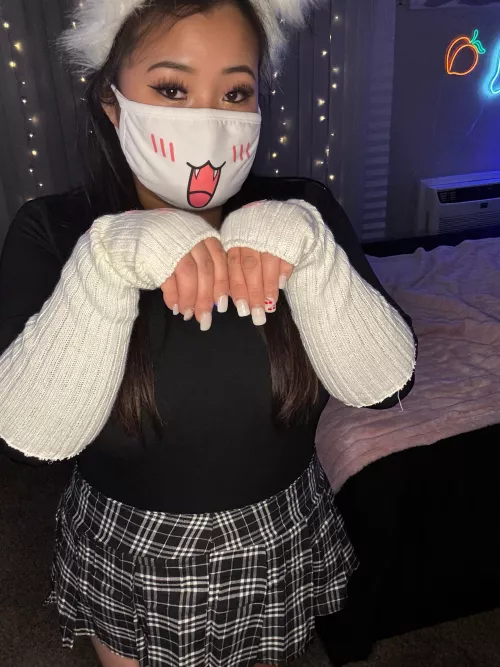 Nerdy girls need attention too