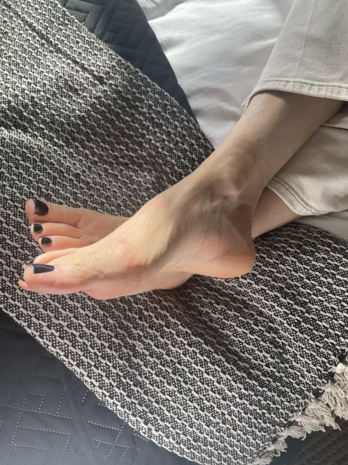 Rub my soles??