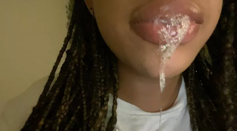 Spend Halloween night with me and my spit 🥺🎃