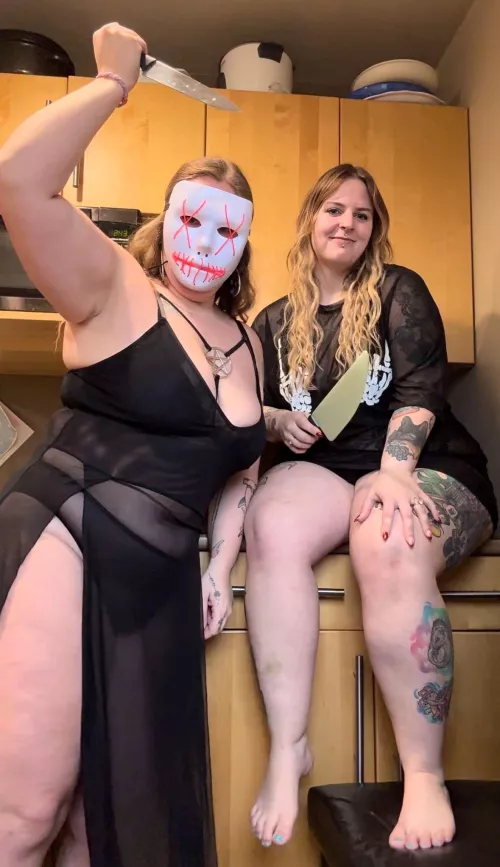 Spooky spice & everything nice 😈👯‍♀️love my bestie  