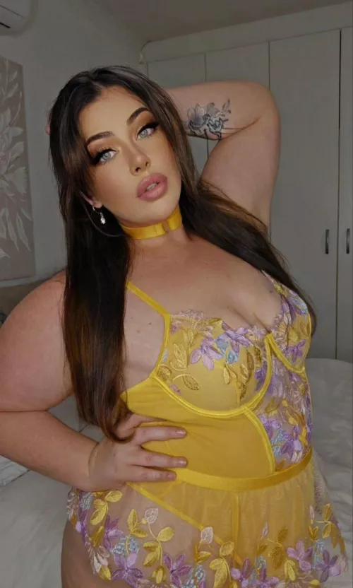 Where did your eyes go first? 👀😍