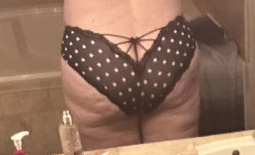 Wife’s pantys for the day! 