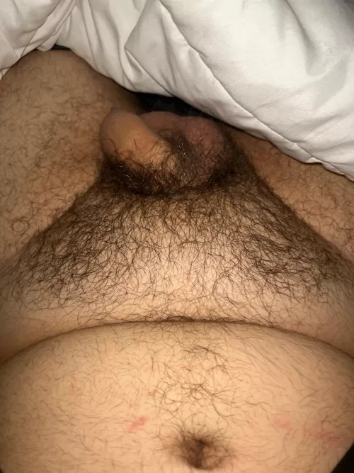 [19] M send me pics😊