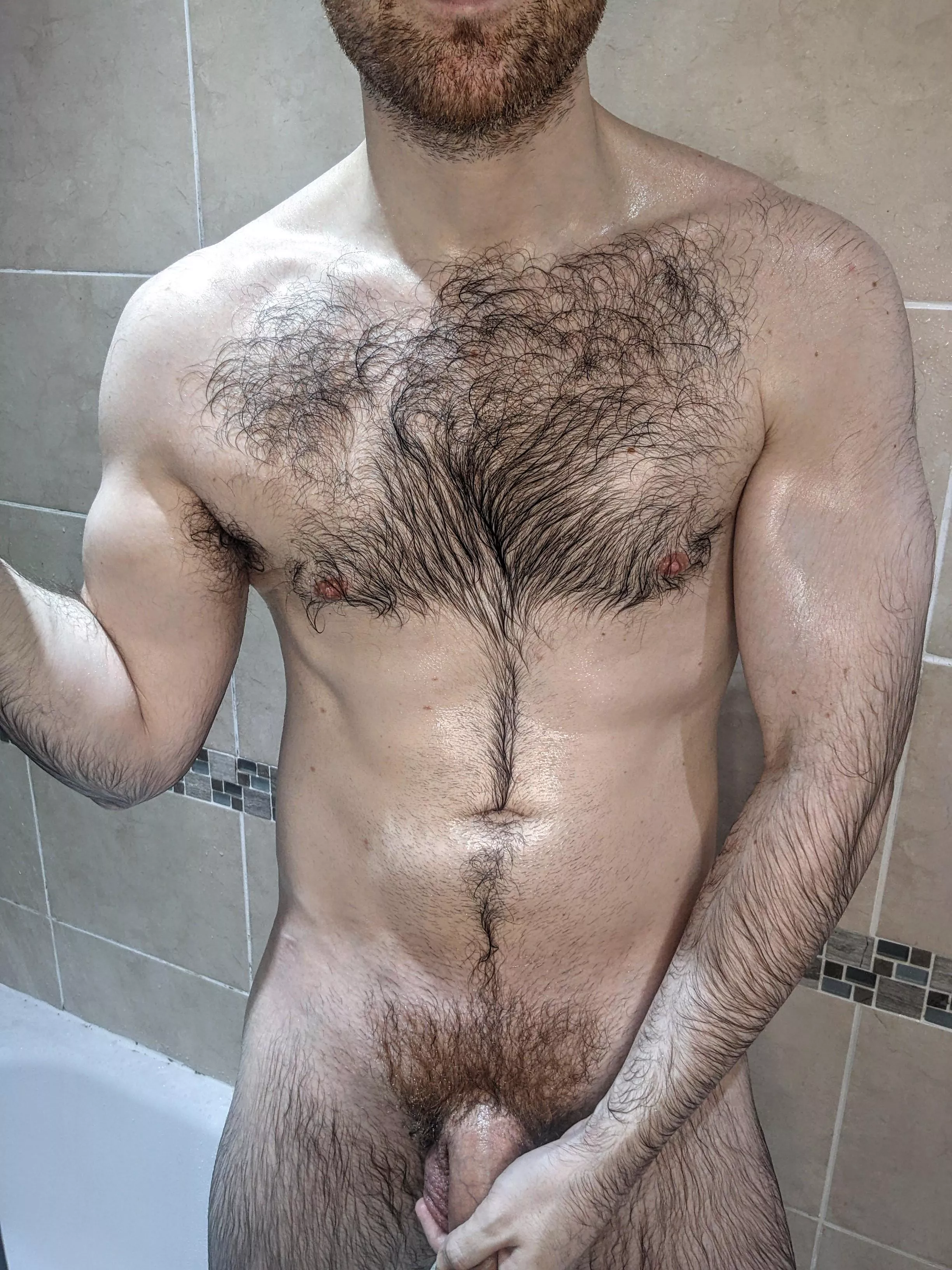 (33) Shower pic 👅