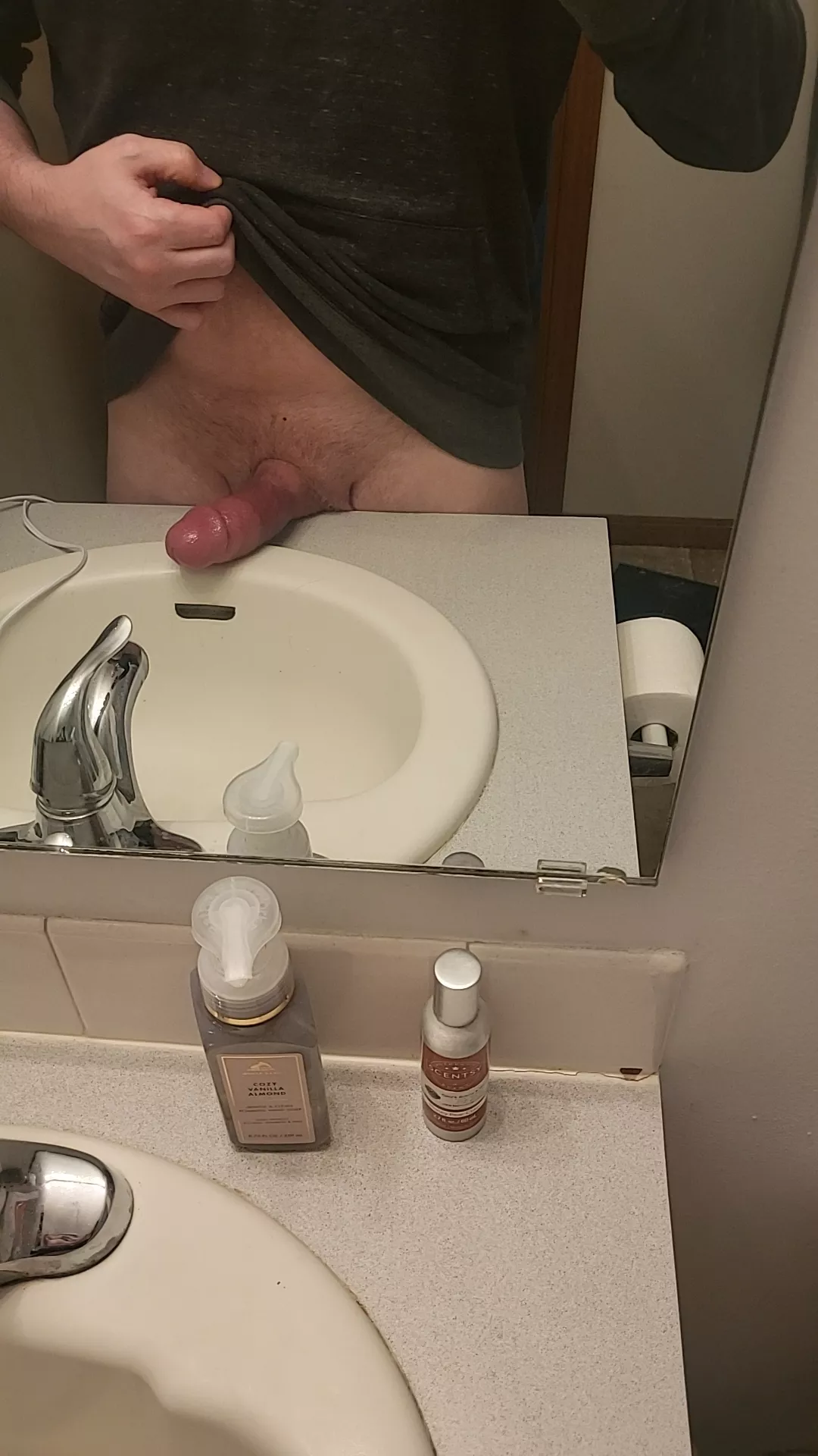 38 m4mf Looking for fun hotwife near Lawrence.