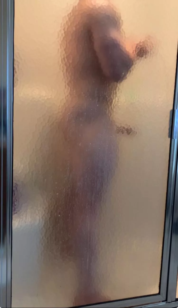 Another Saturday shower pic