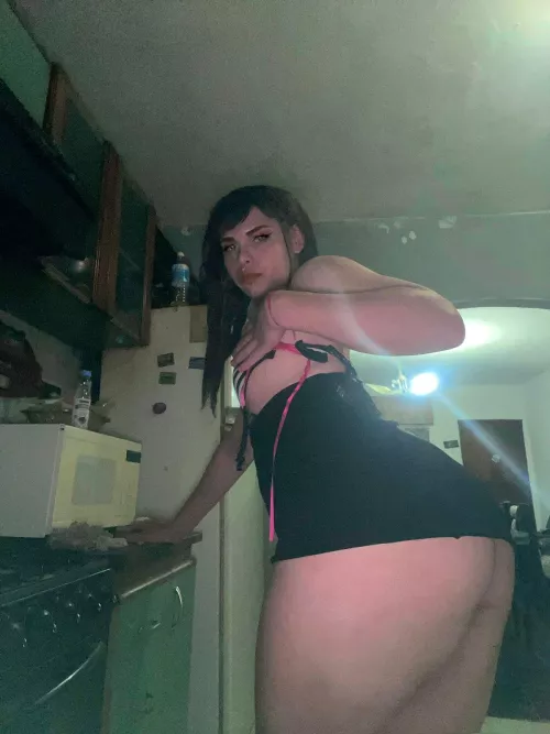 Can I cook for you dressed like this or is that too much?🤭