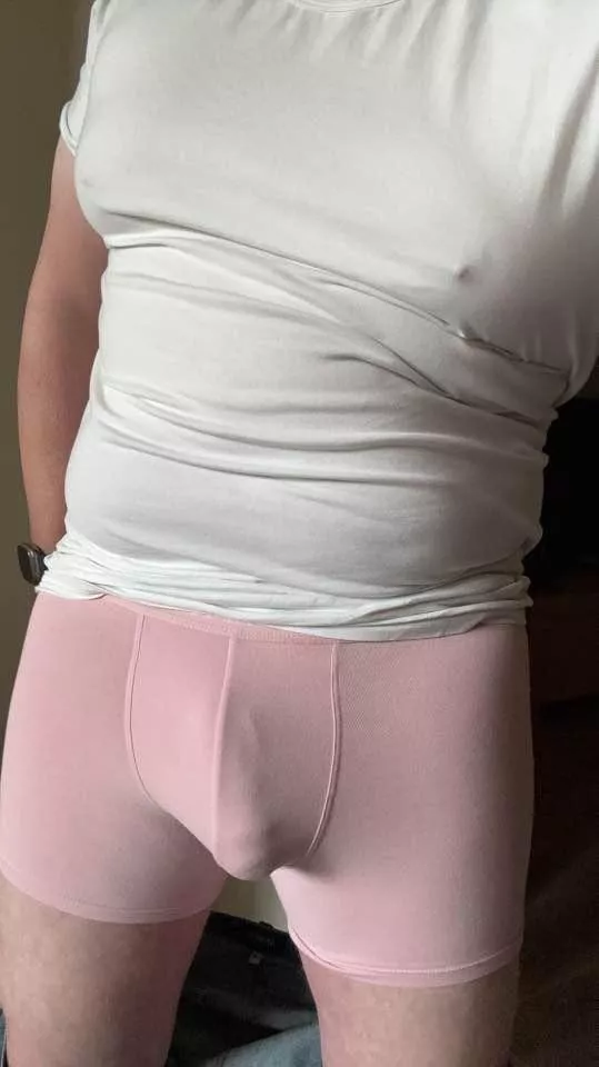 Chubby showing bulge 