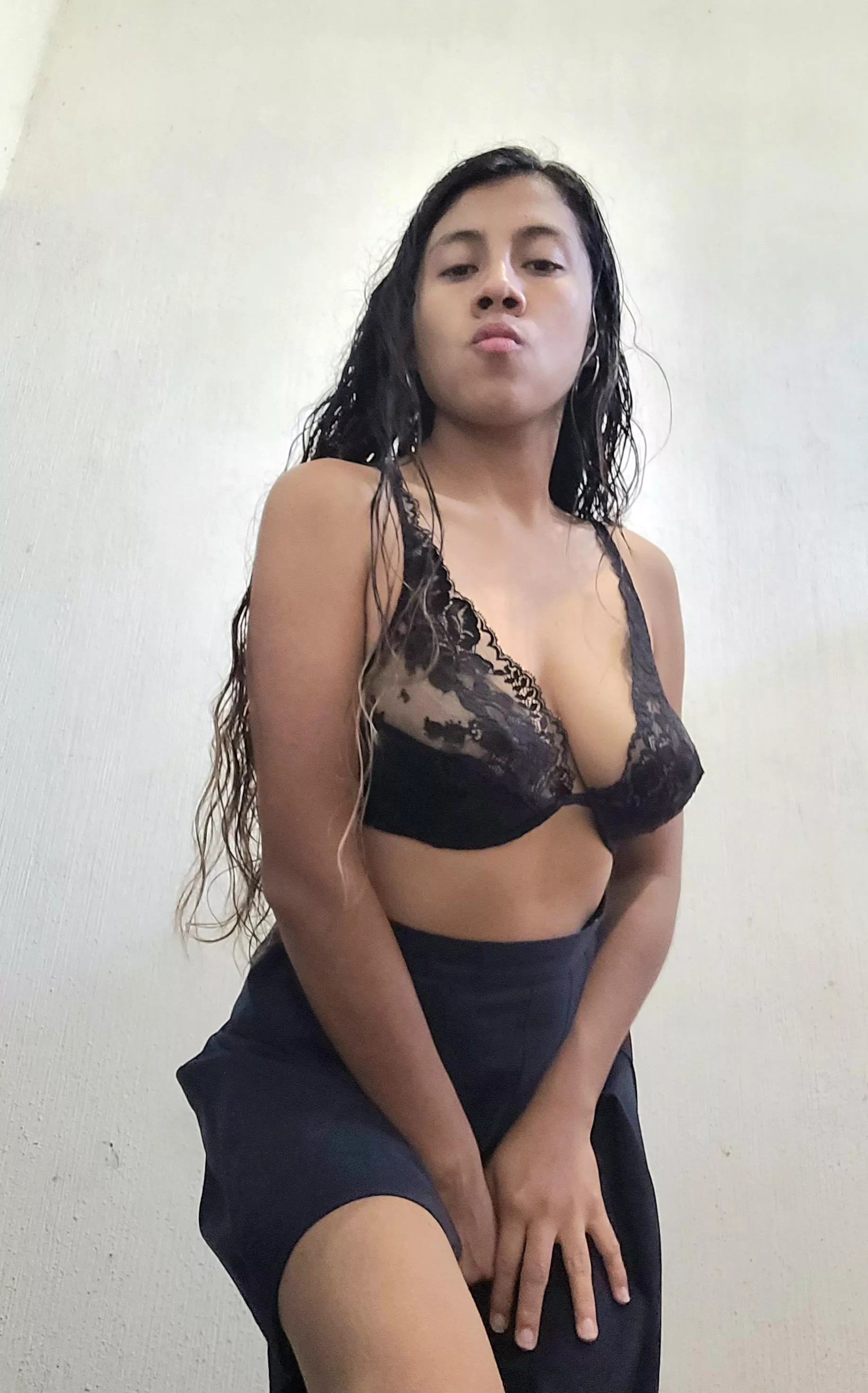 Come meet me baby and let's play together, or are you afraid? 