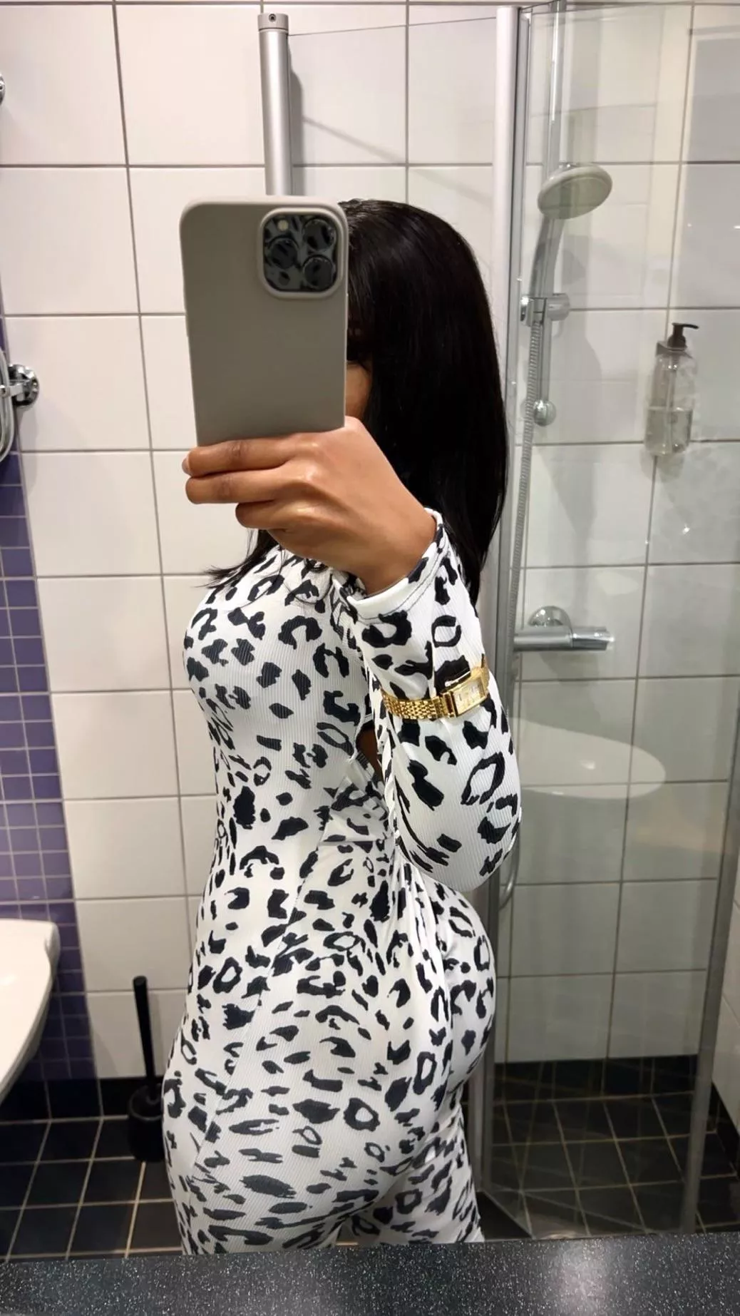 Come see more of me baby <3 