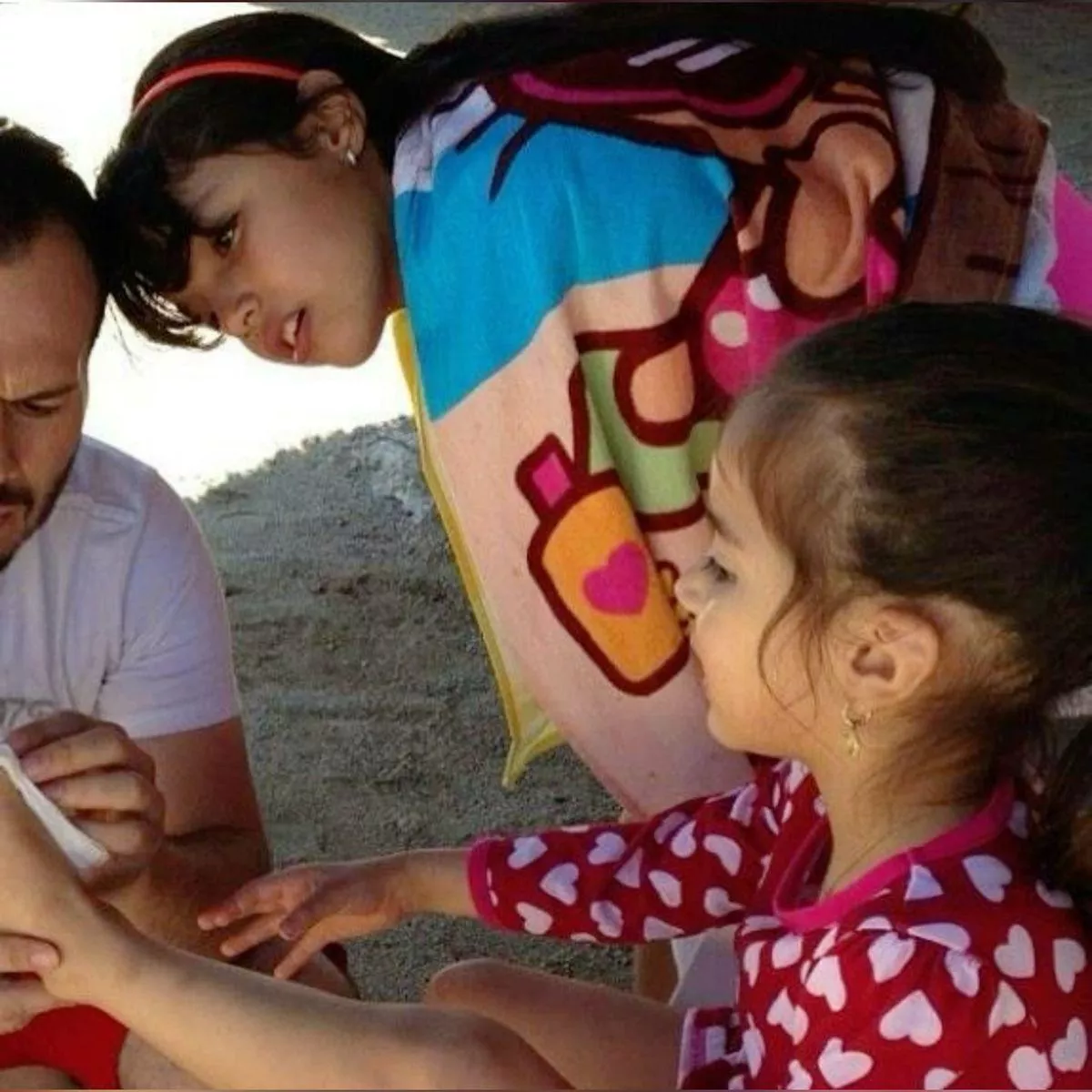 Eliseo Imperial✝️ with daughters of his cousin Mayito Gordo - Claudia Zambada Benitez and Mayi Zambada Felix. 