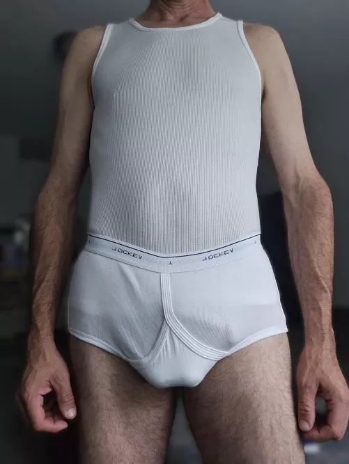 Four o'cock somewhere...