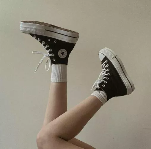 Got some new converse!