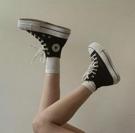 Got some new converse!